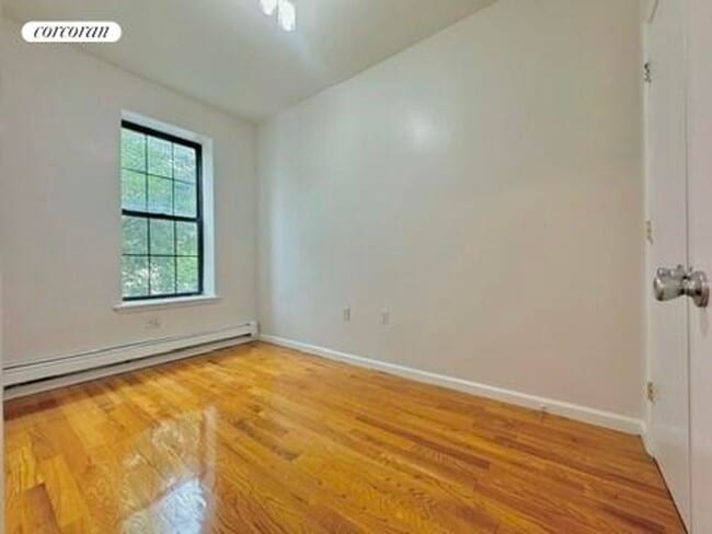 Building Photo - 247 Troy Ave