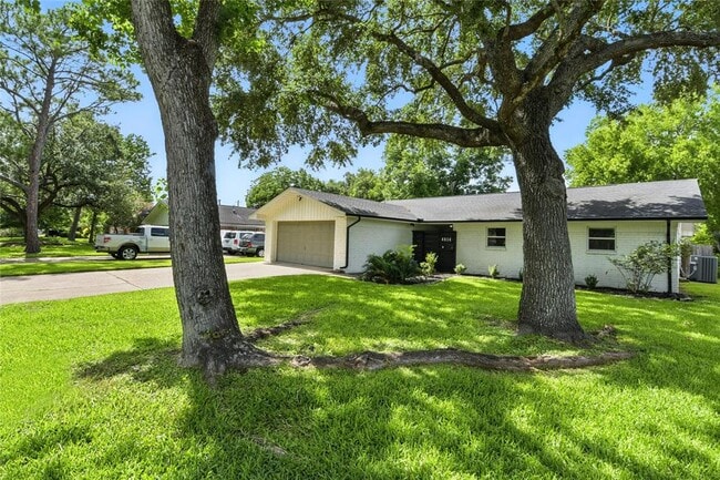 Building Photo - 4814 Warm Springs Rd