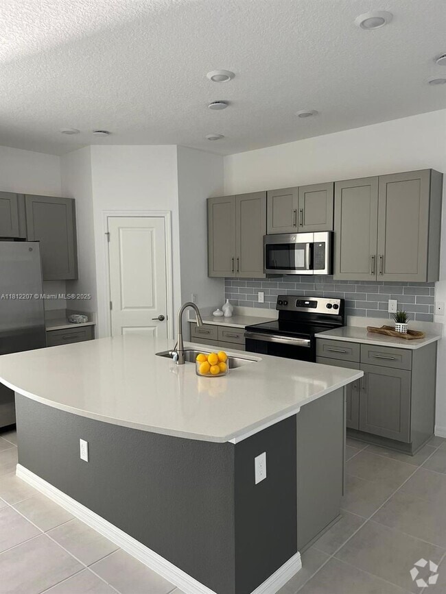 Building Photo - 3563 Davenport Creek Ct