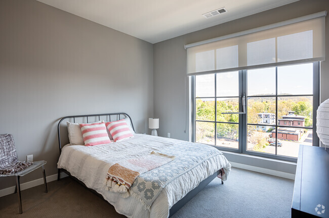 Bedroom - The Audubon New Haven