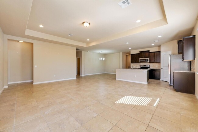 Building Photo - 16445 Vescovo Ln