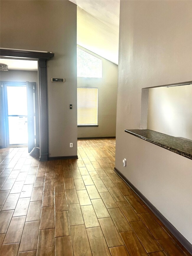 Building Photo - 11718 Zarroll Dr
