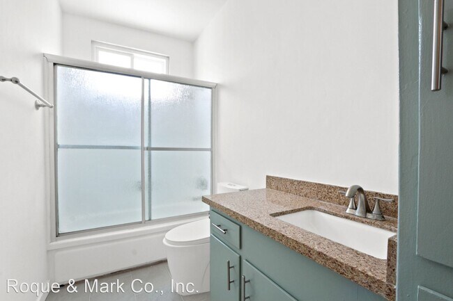 Building Photo - 2 br, 1 bath Apartment - 1241 9th Street 1...