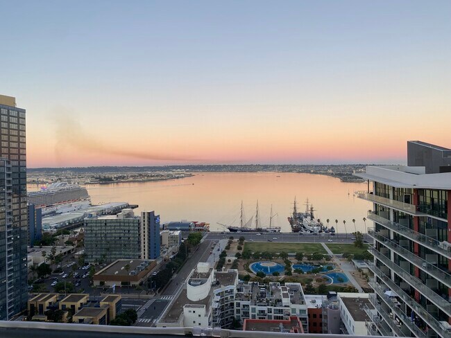 Building Photo - 1575 Kettner Blvd