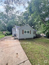 Building Photo - 2228 Jernigan Dr SE