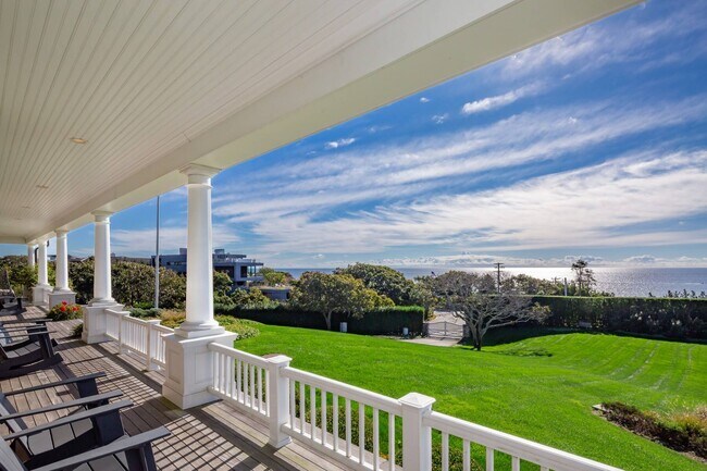 Foto del edificio - 283 Old Montauk Hwy