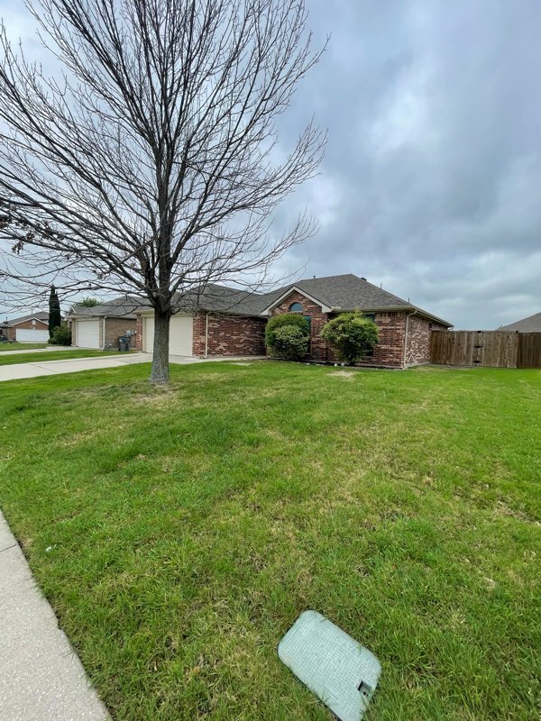 Photo - 2104 Oakridge Dr House