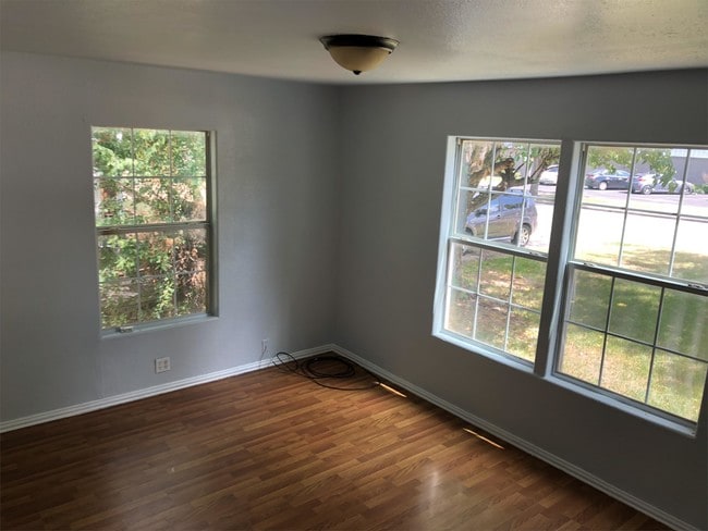 Building Photo - 5608 Birchman Ave