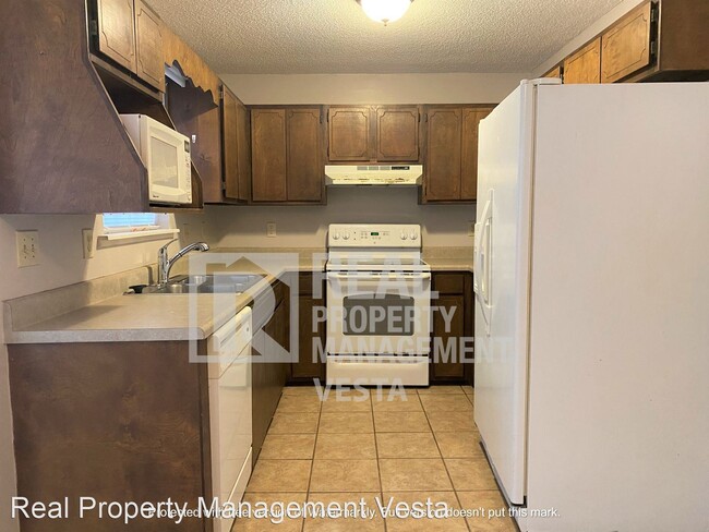 Building Photo - 3 br, 2 bath House - 1303 Saddle Horn Dr.