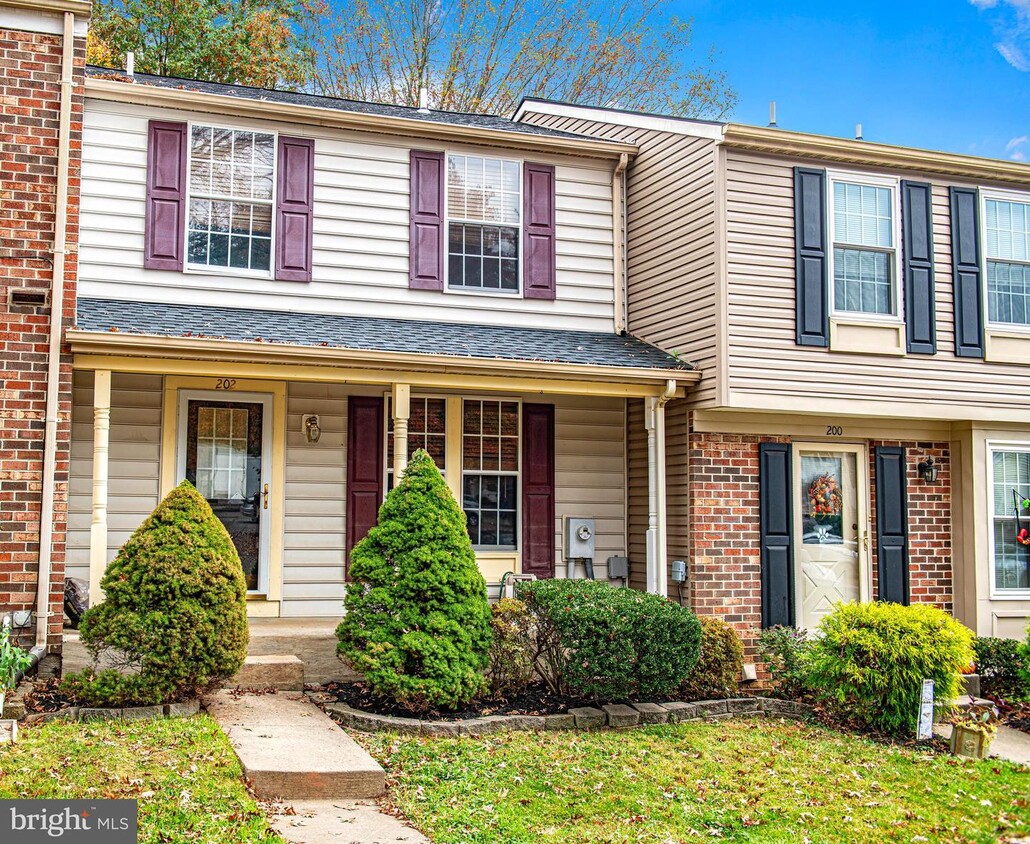 Foto principal - 202 Lodge Cliff Ct