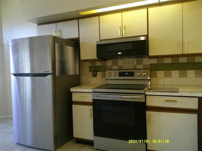 Foto del edificio - 818 Vermont Woods Ln