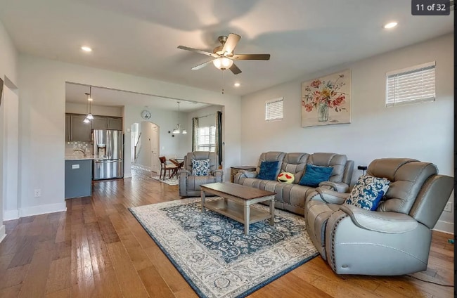 Building Photo - 2037 Orangery Dr