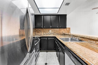 Building Photo - 15555 Nordhoff St