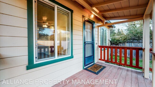 Foto del edificio - 1 br, 1 bath House - 13899 Village Ave