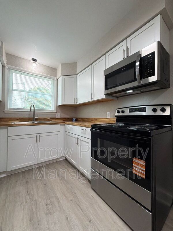 Foto del edificio - 704 N 26th St