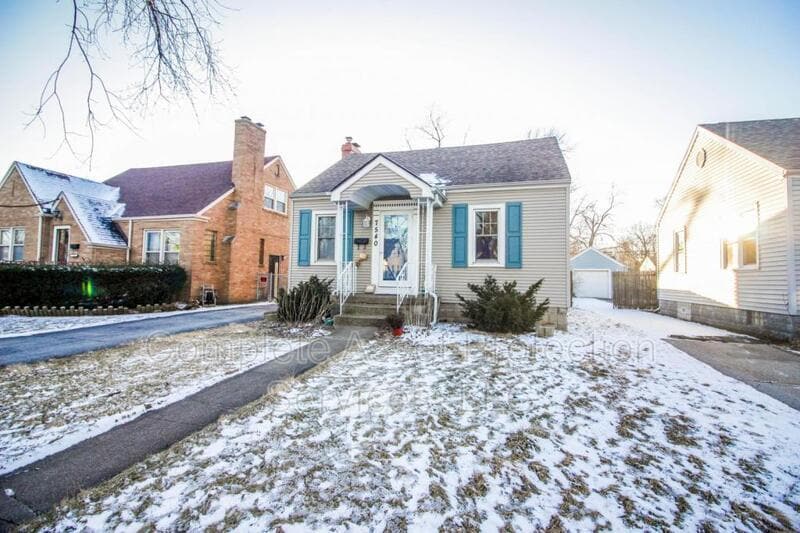 7540 Van Buren Ave, Hammond, IN 46324 House for Rent in Hammond, IN
