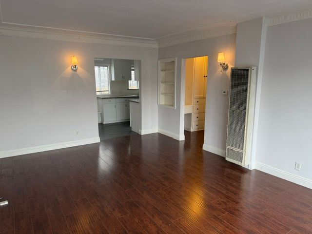 Foto del edificio - 611 N Rampart Blvd