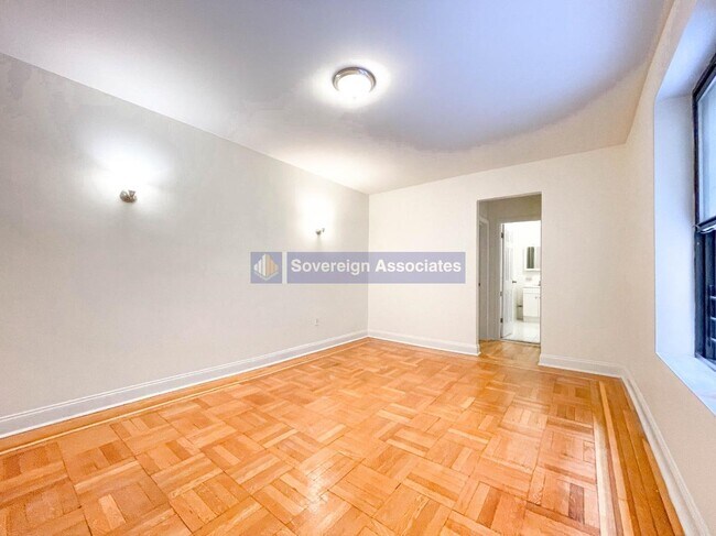 Foto del edificio - 106 Fort Washington Ave