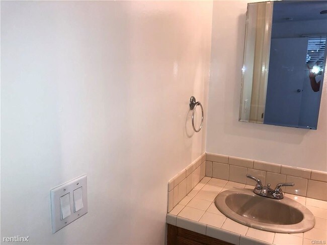Foto del edificio - 3 br, 2 bath House - 35185 Beach Rd
