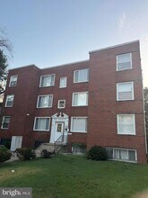 Building Photo - 3865 Halley Terrace SE