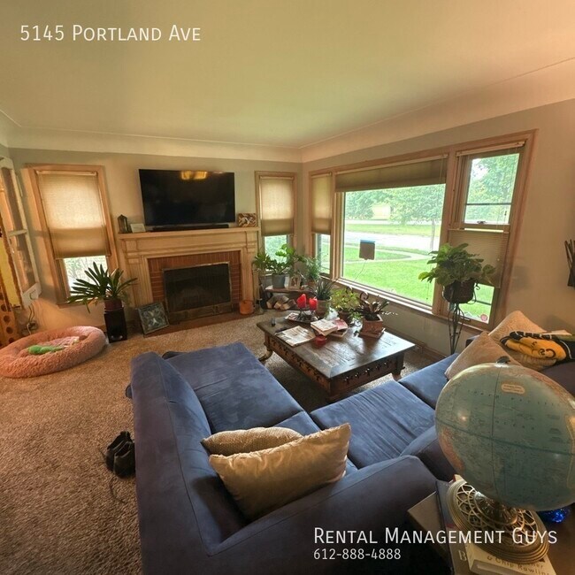 Foto del edificio - 5145 Portland Ave