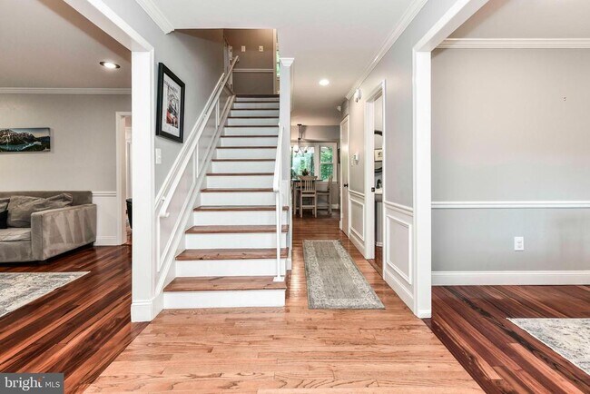 Building Photo - 10428 Collingham Dr