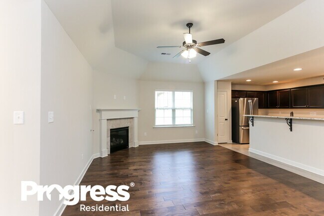 Building Photo - 8033 Symon Dr