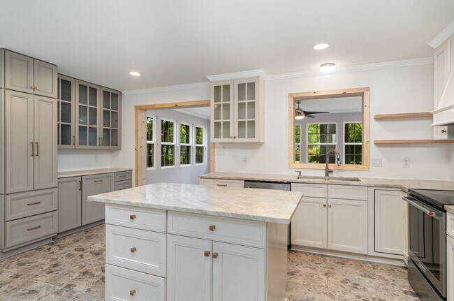 Foto del edificio - 7332 Kuck Rd