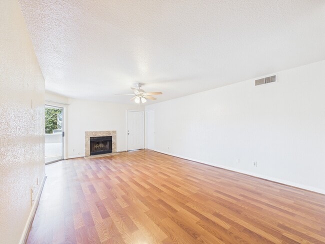 Foto del edificio - 9700 Leawood Blvd