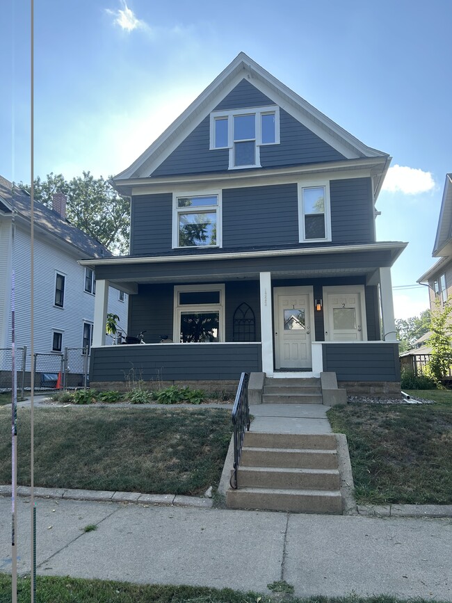 Foto del edificio - 1322 Adams St NE
