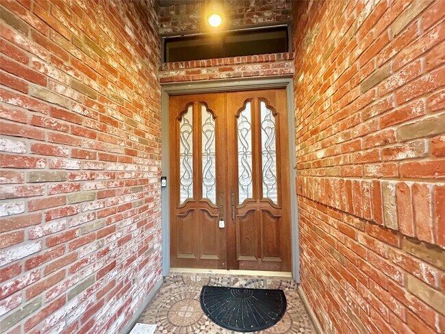 Building Photo - 16306 Knightrider Dr
