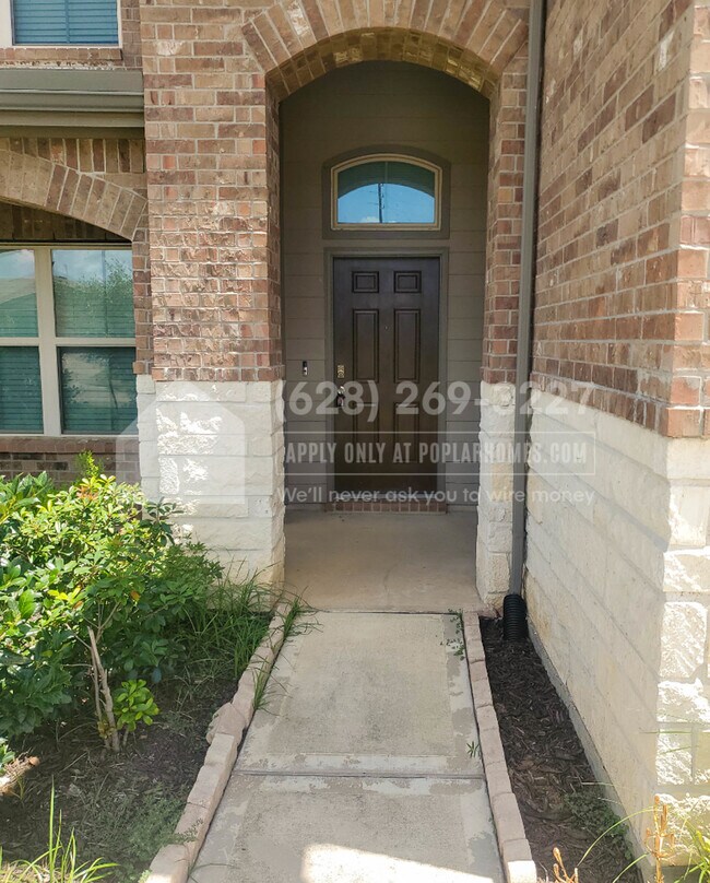 Foto del edificio - 3906 McDonough Way