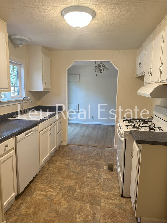 Foto del edificio - 4700 Mineral Way