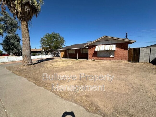 Foto del edificio - 3632 W Ocotillo Rd