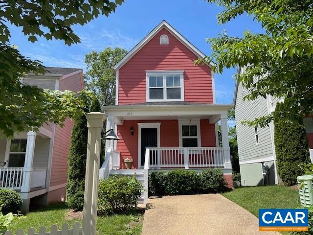Foto principal - 253 Huntley Ave