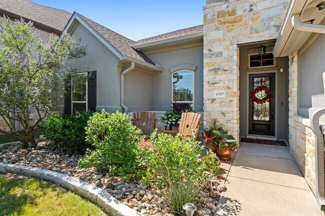Foto del edificio - 4320 Tanglewood Estates Dr