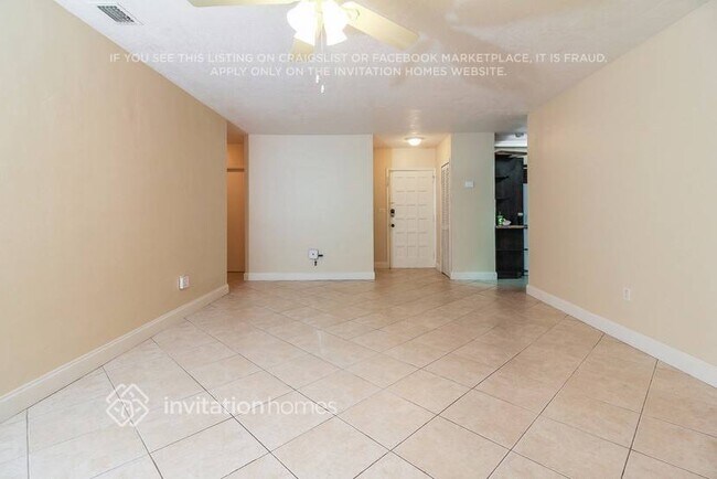 Foto del edificio - 10221 Dolphin Rd