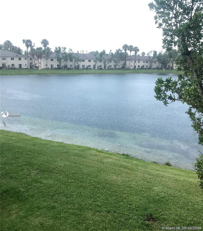 Foto del edificio - 2600 SE 12th Pl