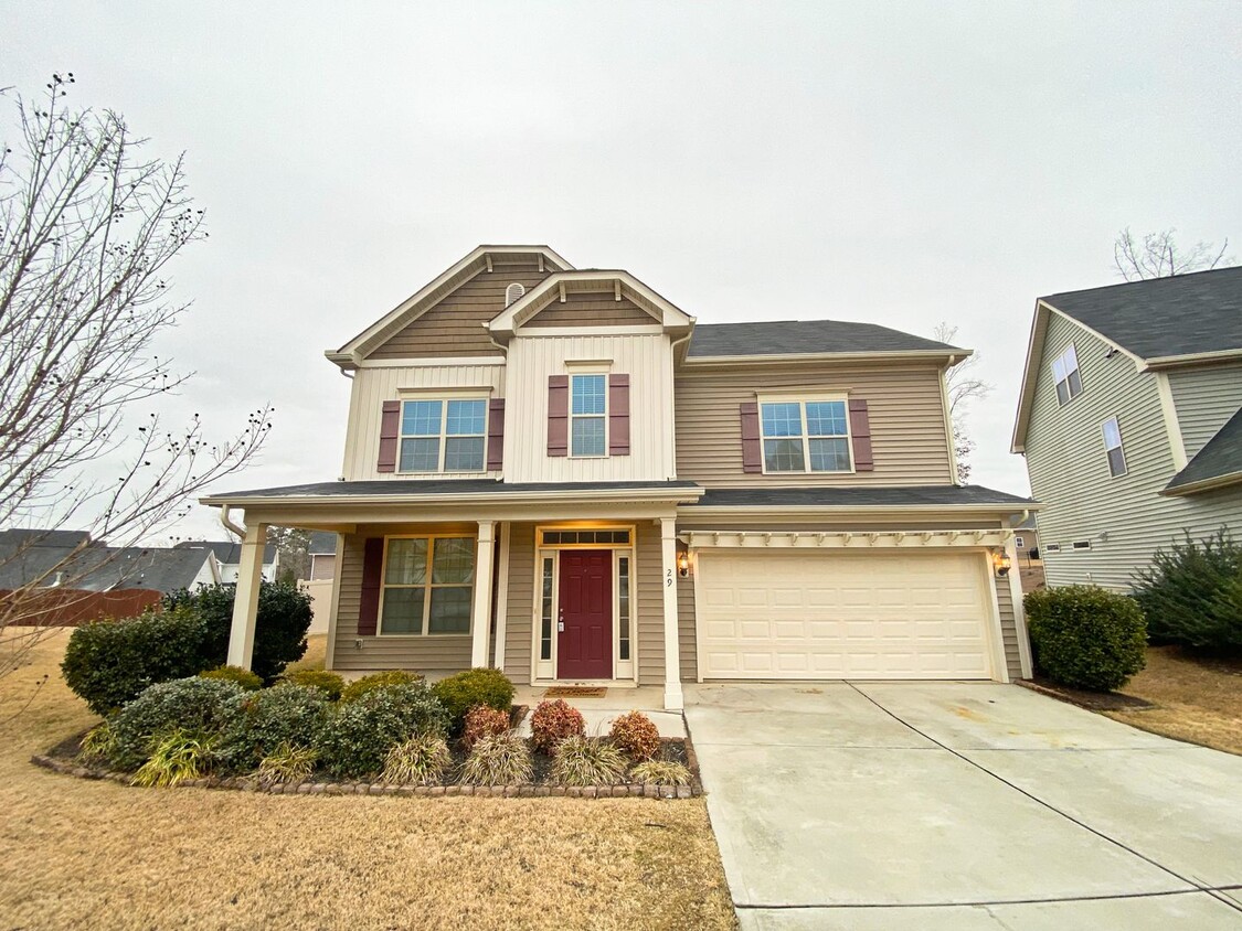 Foto principal - 3-story Stunner in Chandler Ridge, Clayton!!