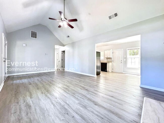 Foto del edificio - 1827 Belcher Pl SW