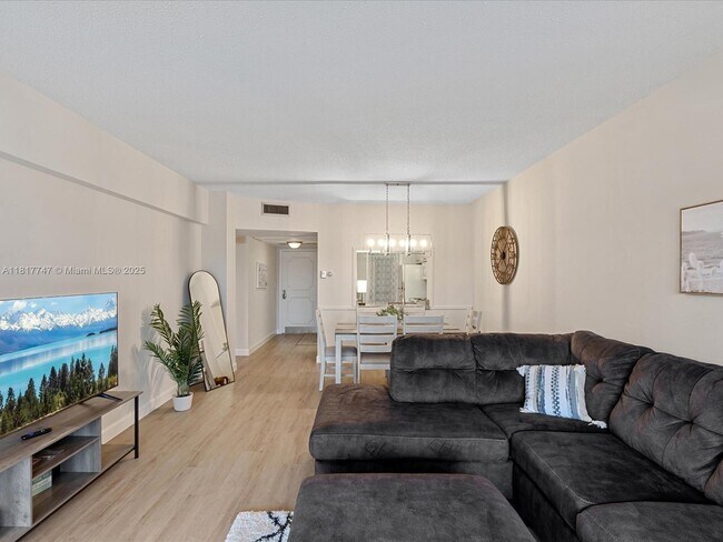 Foto del edificio - 1481 S Ocean Blvd