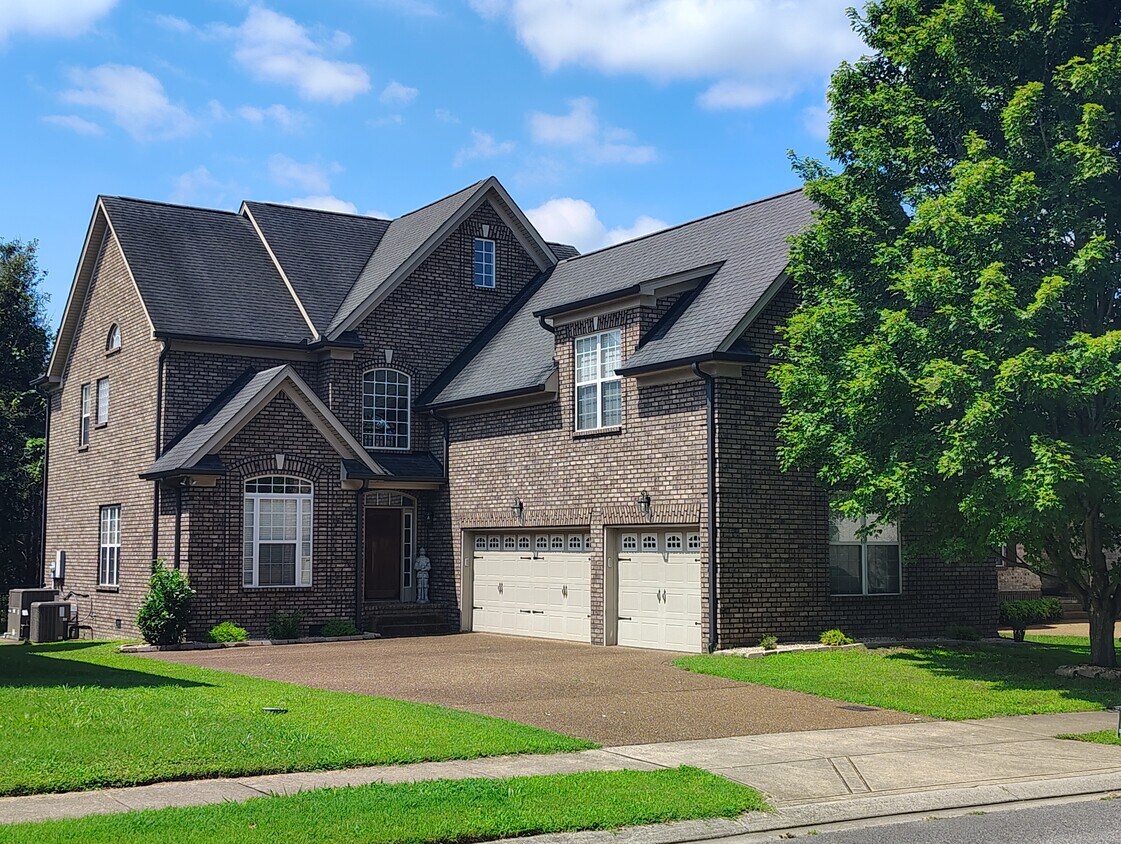 Foto principal - 110 Ruland Cir