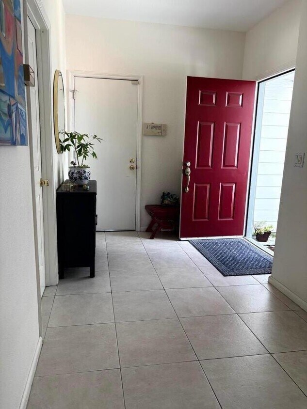Foto principal - 201 Bowsprit Ln