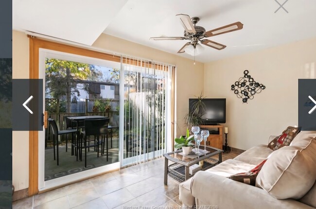 Building Photo - 6438 Thornberry Cres