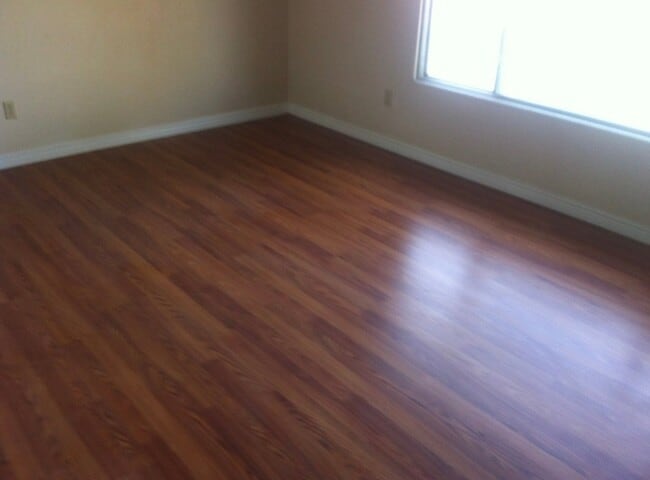 Building Photo - 3813 Fairmont Cir