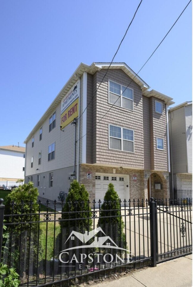 1 bedroom in Newark NJ 07105 House Rental in Newark, NJ