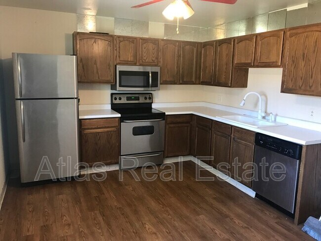Building Photo - 14833 Elmendorf Pl