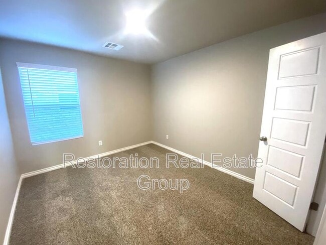 Foto del edificio - 2740 Alice Wy