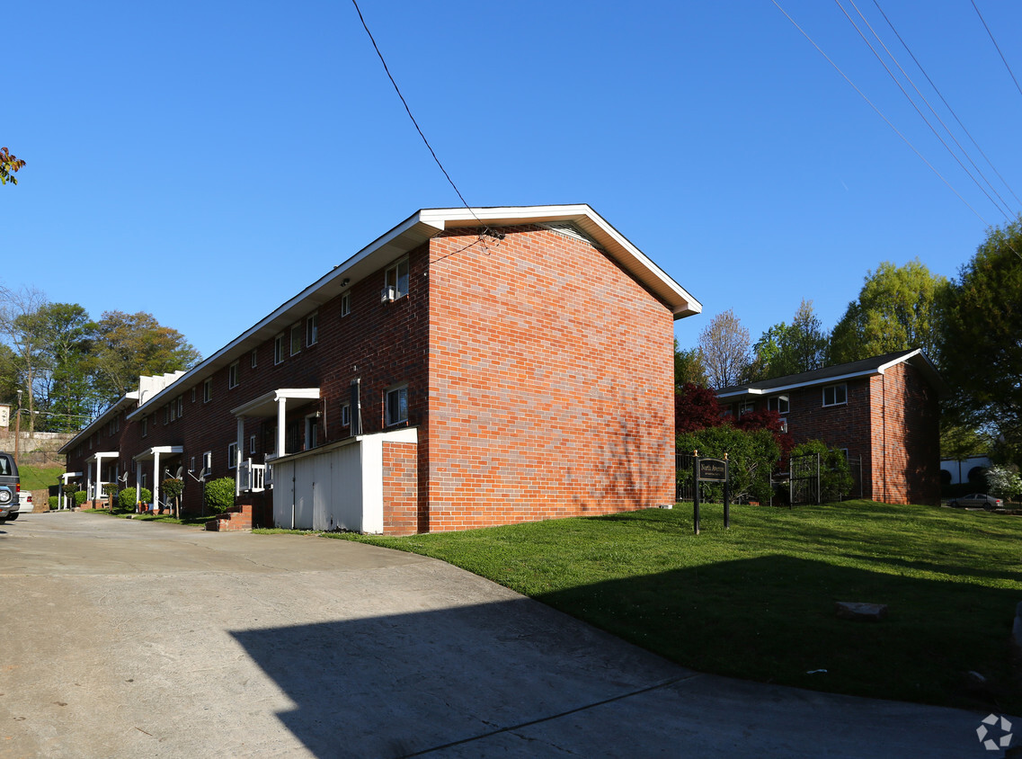 Building Photo - North Avenue Apartments