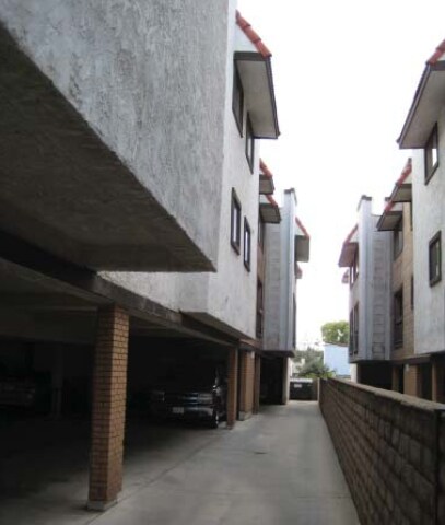 Foto del edificio - 1152 Justin Ave